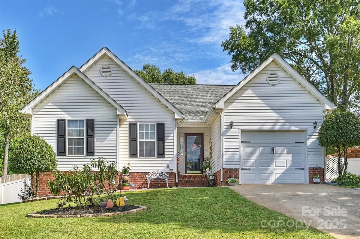 1002 Raywood Court, Matthews, NC 28104 - Image #1