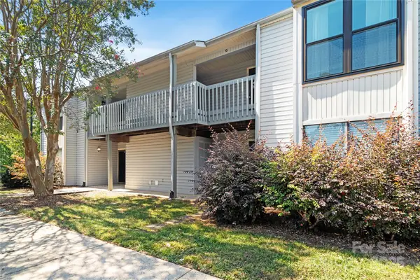 11123 Harrowfield Road, Charlotte, NC 28226