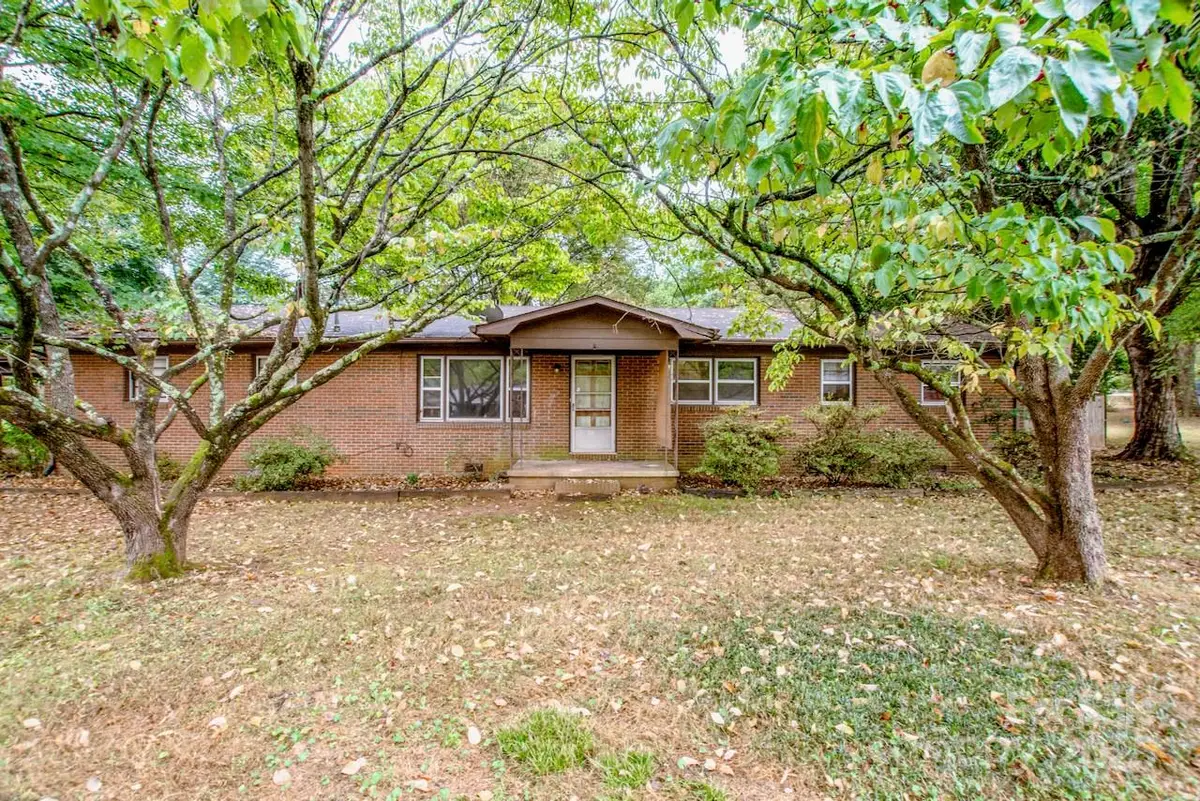 210 S Toria Drive, Statesville, NC 28625 - #1