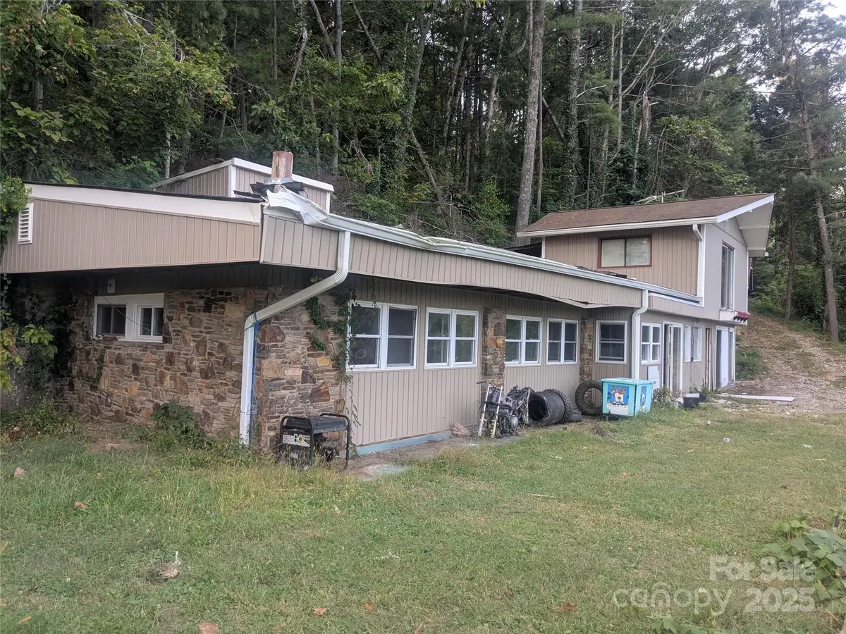 33 Venus Drive, Asheville, NC 28804 - #1