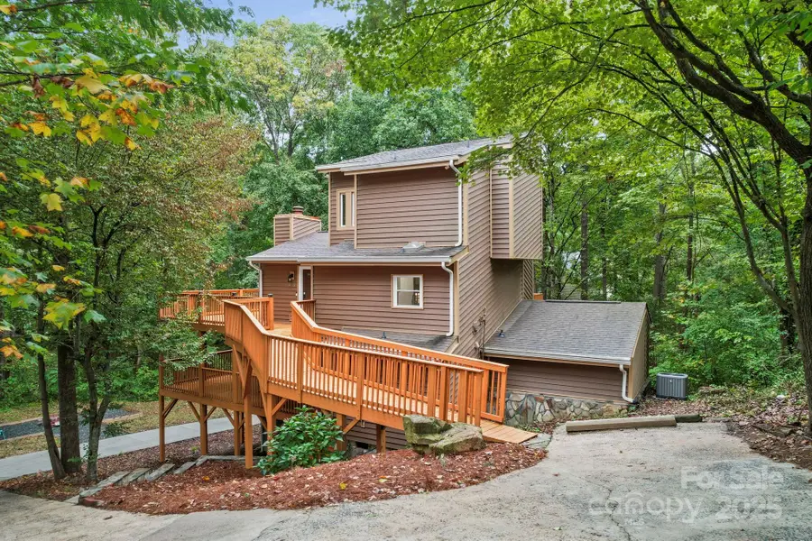 8012 Briardale Drive, Charlotte, NC 28212 - Image #2