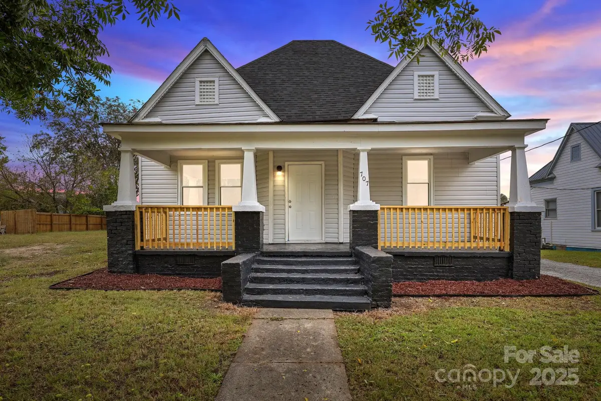 707 S Yadkin Avenue, Spencer, NC 28159 - Image #1