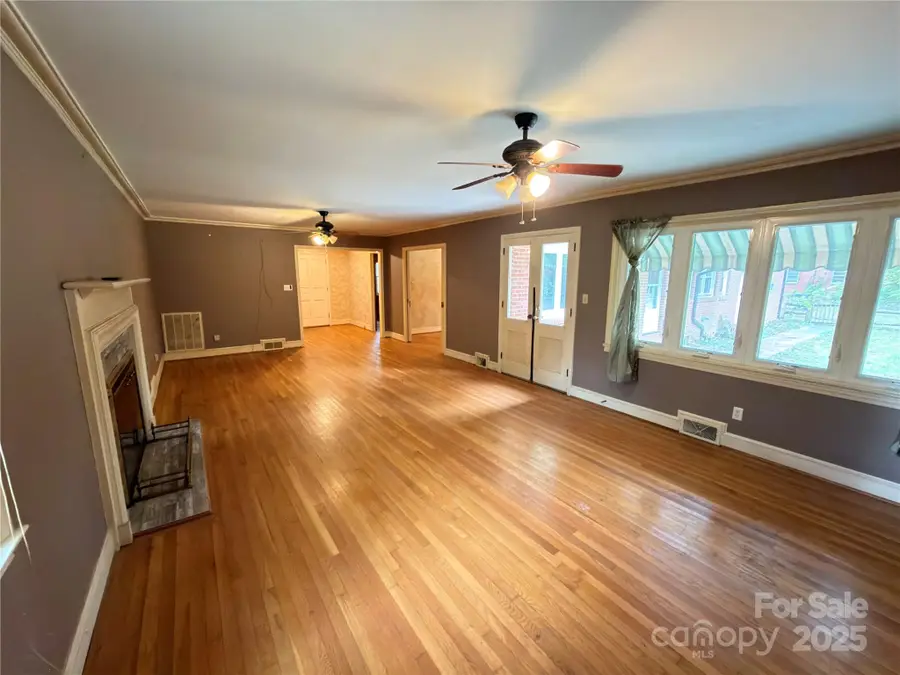 108 Pinehurst Lane, Newton, NC 28658 - Image #3