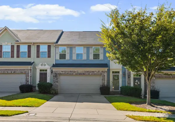 3443 Hornets Nest Way, Charlotte, NC 28208