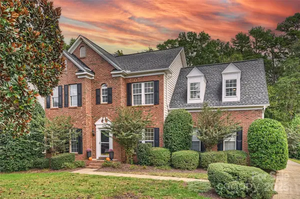 11612 Knightsdale Drive, Charlotte, NC 28277