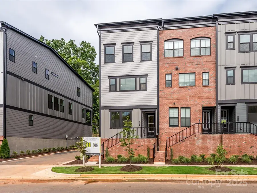 403 Old Town Village Road, Waxhaw, NC 28173 - Image #2