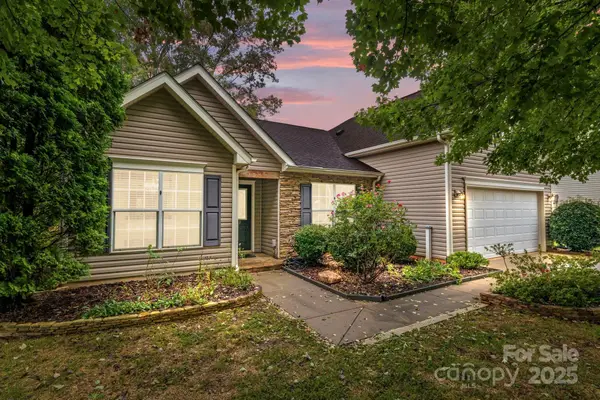 103 Golden Valley Drive, Mooresville, NC 28115