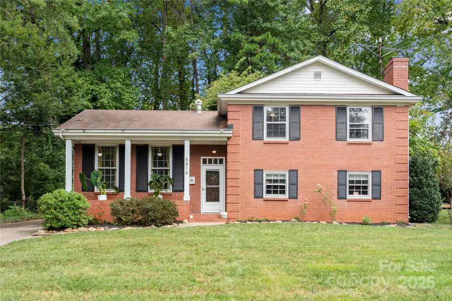 5819 Ruth Drive, Charlotte, NC 28215 - Image #2