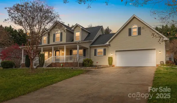 3233 6th Avenue Ne, Conover, NC 28613