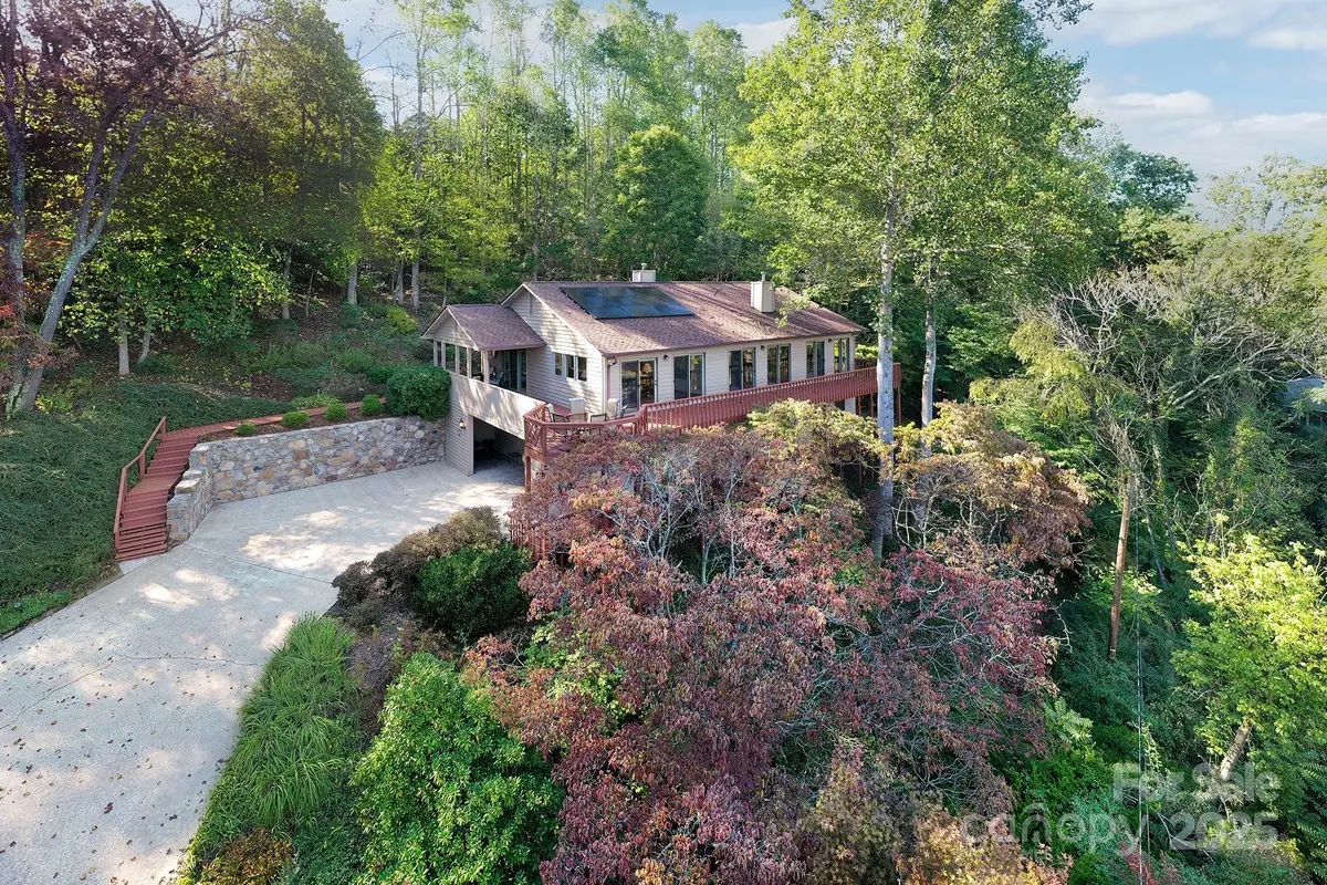 9 Sandon Circle, Asheville, NC 28804 - Image #1