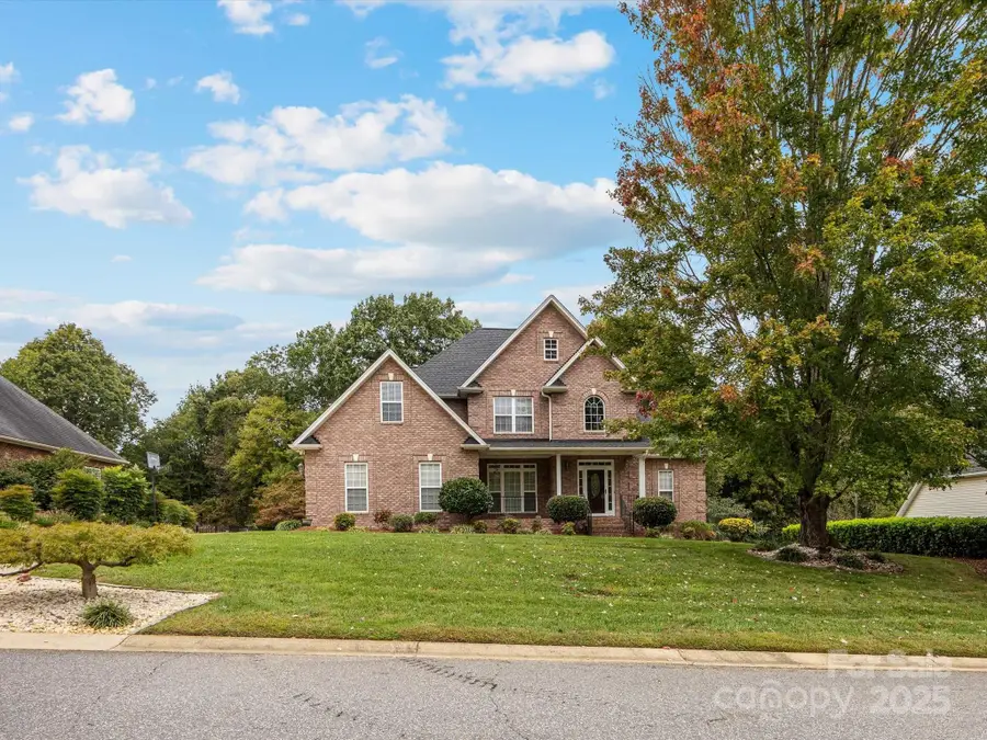 5060 Cramer Woods Drive, Gastonia, NC 28056 - Image #2