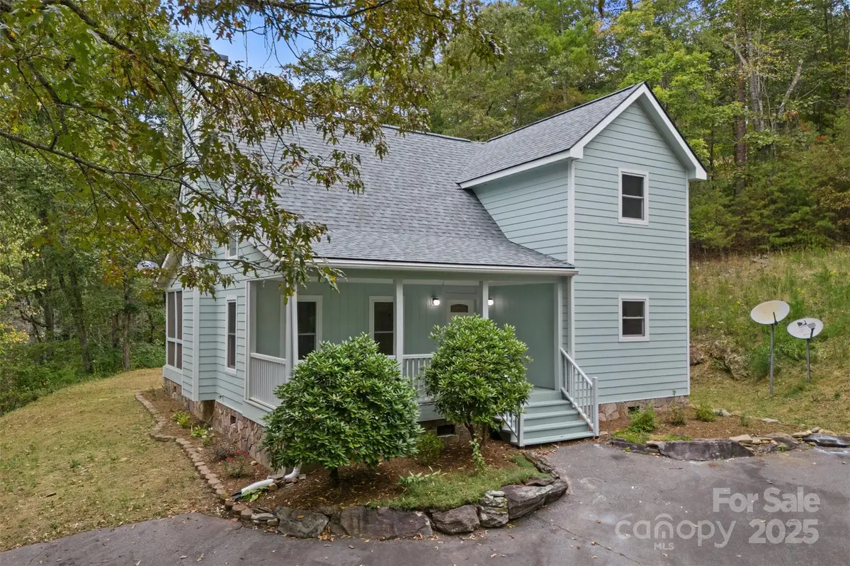 105 Mission Ridge Drive, Hayesville, NC 28904 - Image #1