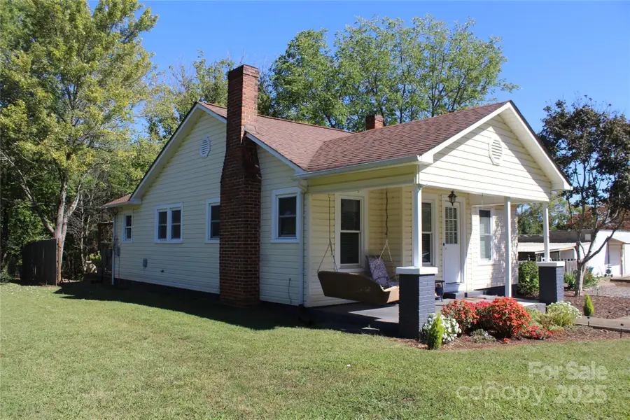 116 Hauss Ridge Road Se, Valdese, NC 28690 - Image #3