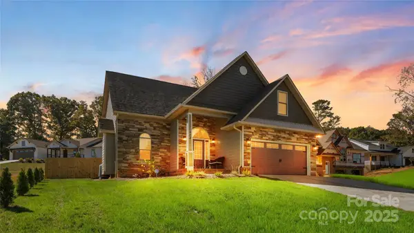 137 Maplewood Court, Hudson, NC 28638