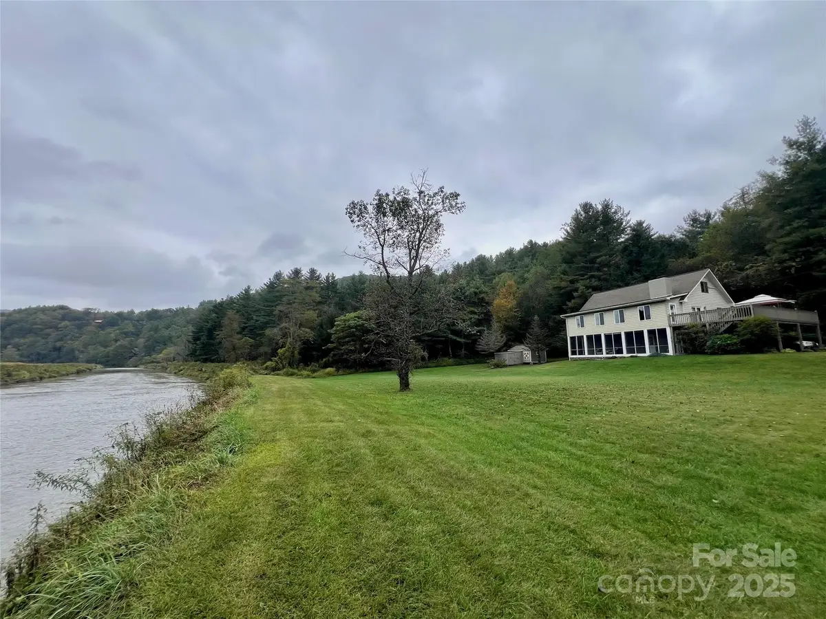 567 Daniel Daughters Drive, West Jefferson, NC 28694 - Image #1