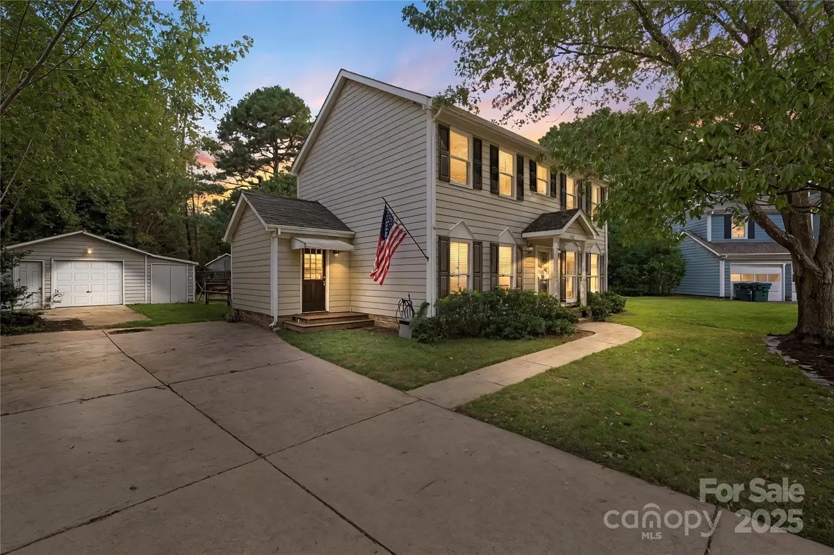2519 Fitzpatrick Lane, Matthews, NC 28105 - Image #1