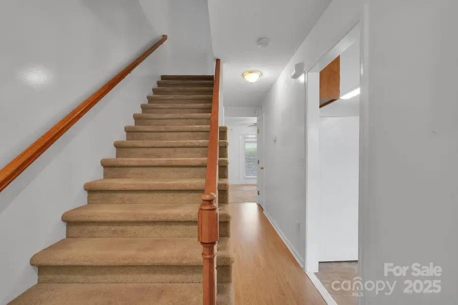 3275 White Oak Court, Claremont, NC 28610 - Image #3