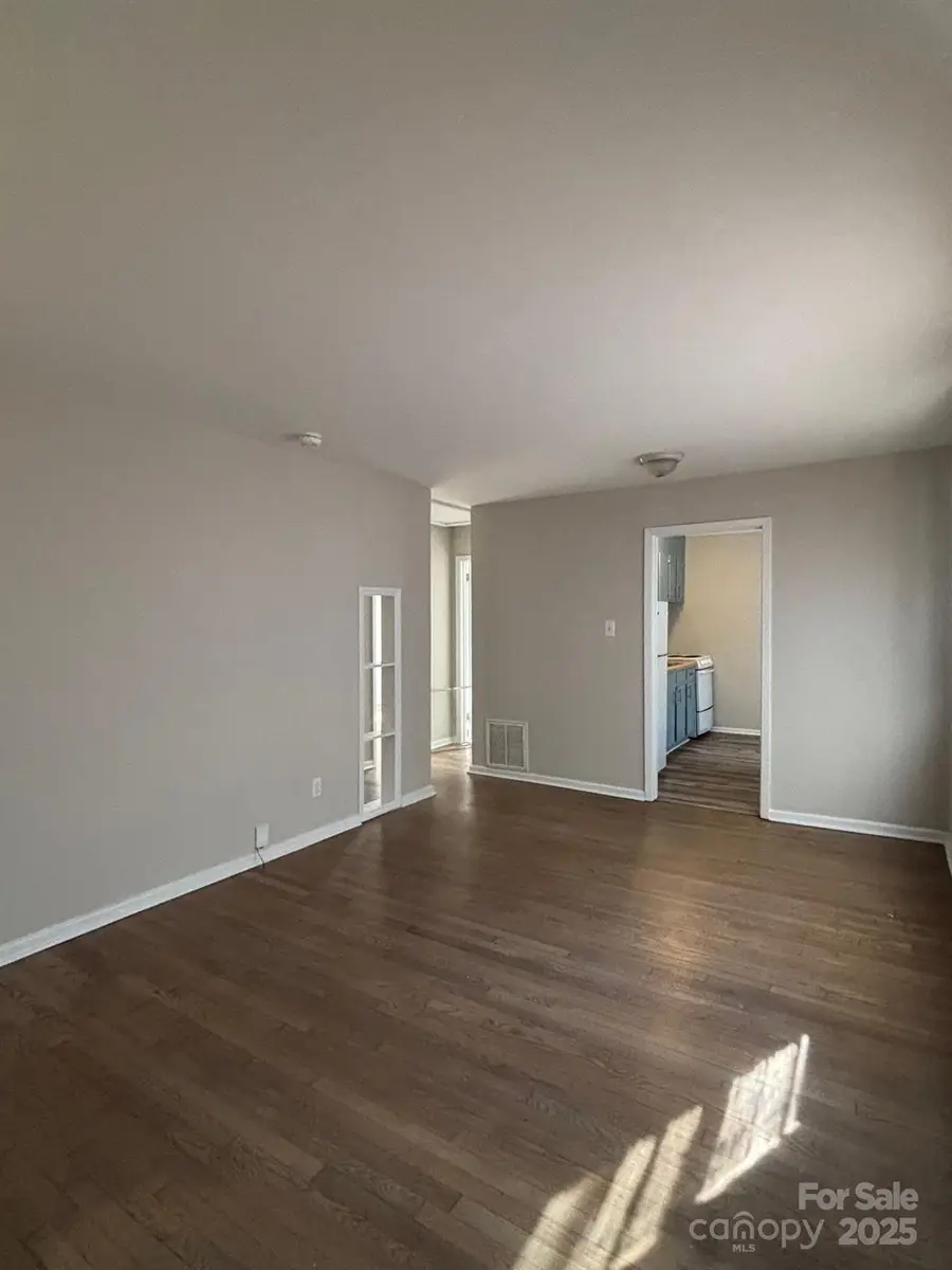 3125 Marlborough Road, Charlotte, NC 28208 - Image #2