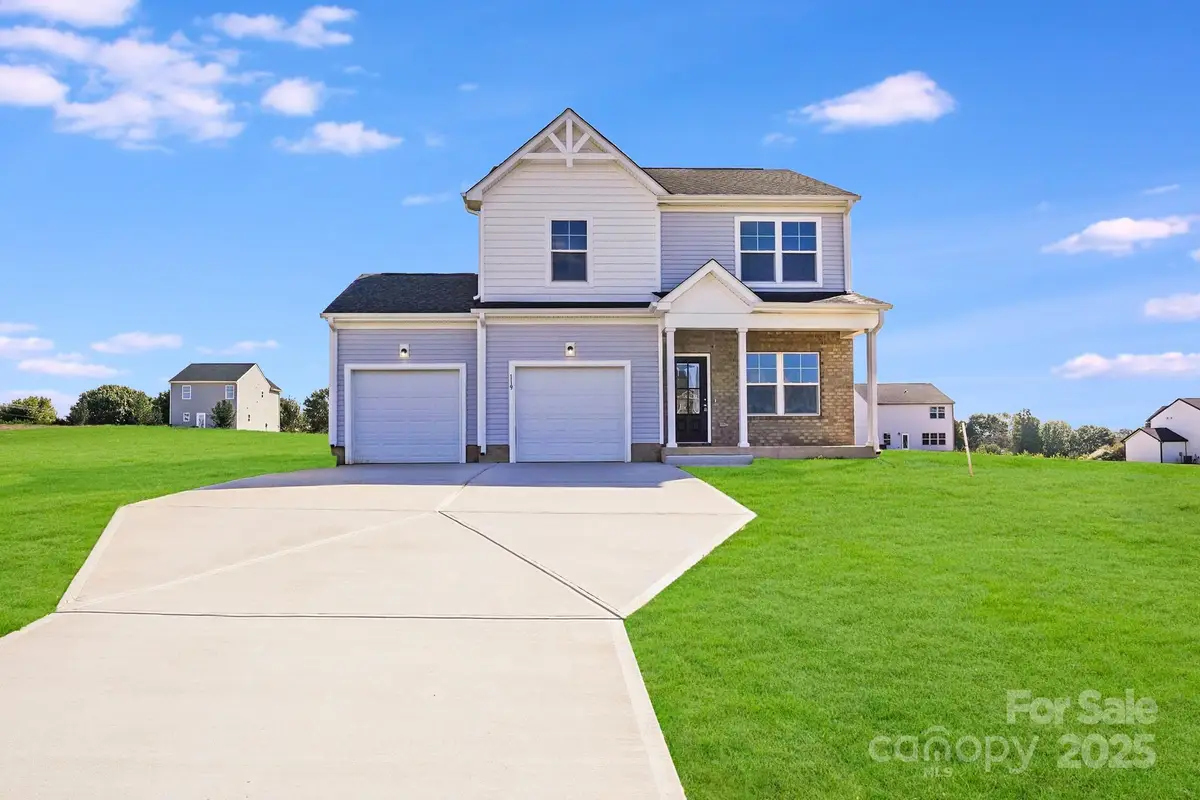 119 Red Cedar Lane, Statesville, NC 28625 - Image #1