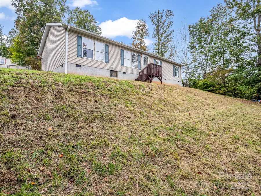 114 Leonards Lane, Weaverville, NC 28787 - Image #3