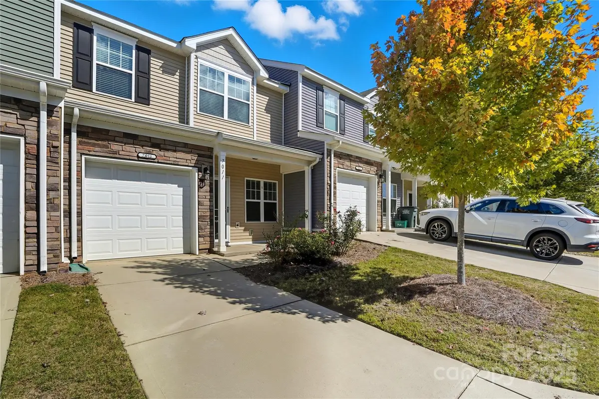 7011 Jane Parks Way, Charlotte, NC 28217 - Image #1