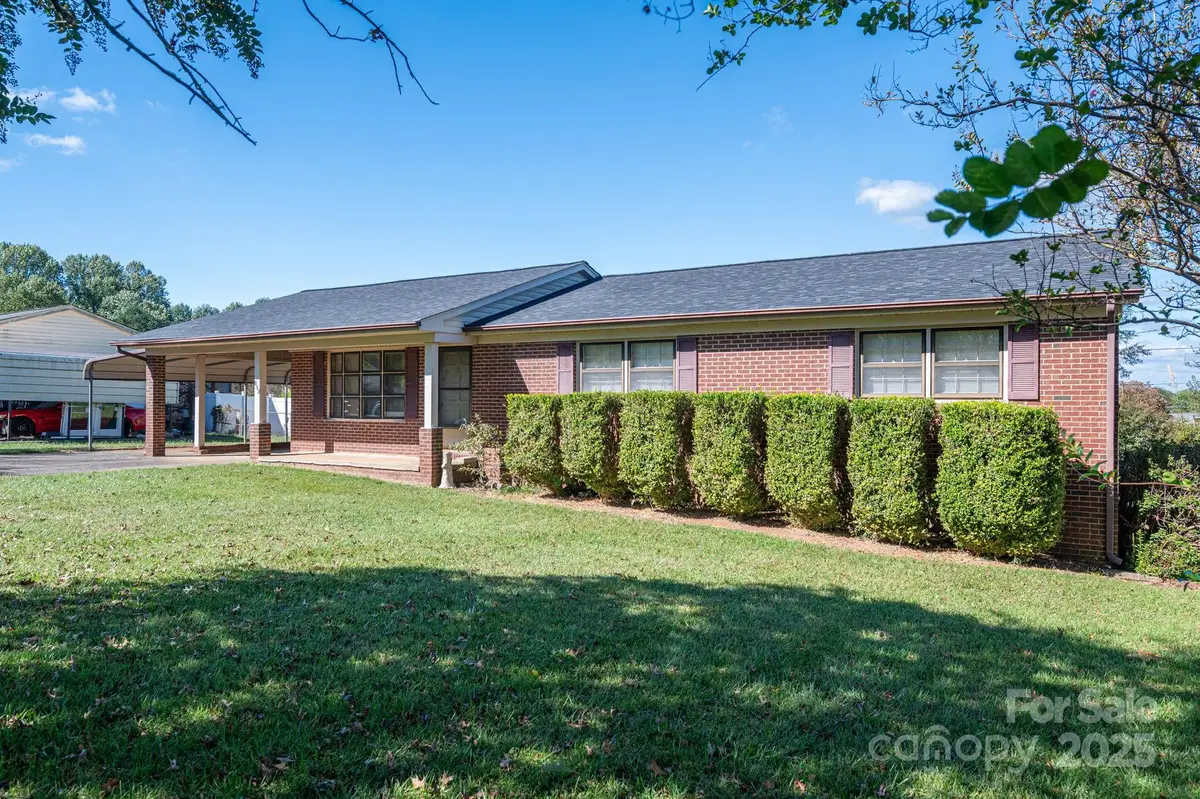 106 Raintree Drive, Kings Mountain, NC 28086 - Image #1