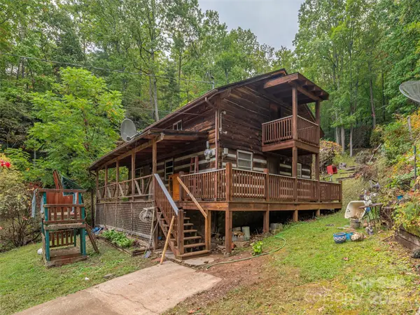 775 Chambers Cove Road, Canton, NC 28716