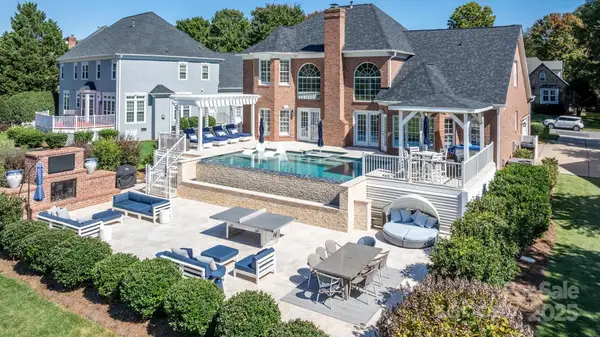 15705 Northstone Drive, Huntersville, NC 28078