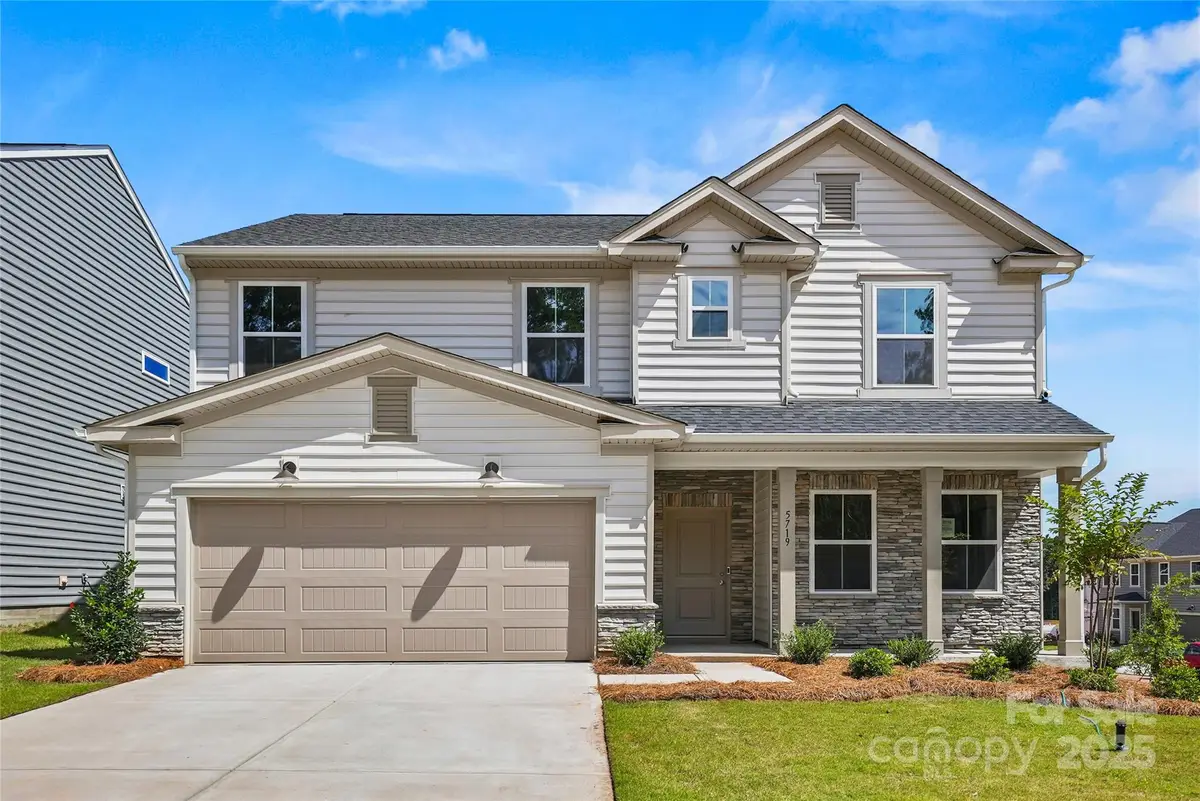 5924 Chumbley Point Road #85, Charlotte, NC 28215 - Image #1