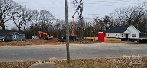 1324 7th Street, Statesville, NC 28677