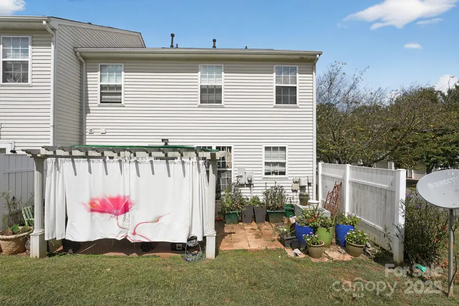1726 Glenlea Vista Court, Charlotte, NC 28216 - Image #2