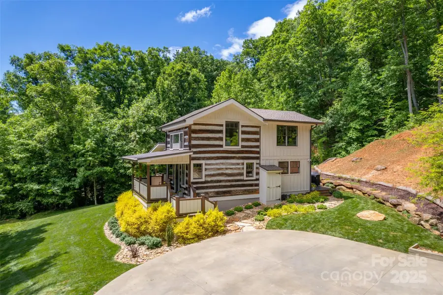 54 Holland Drive, Columbus, NC 28722 - Image #2