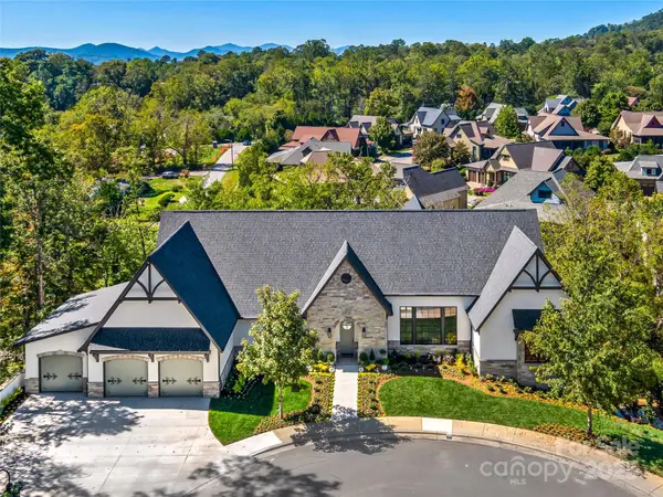 21 Evian Court, Asheville, NC 28804