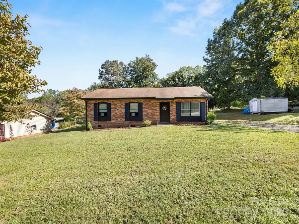 350 Spencer Road Ne, Conover, NC 28613 - Image #1