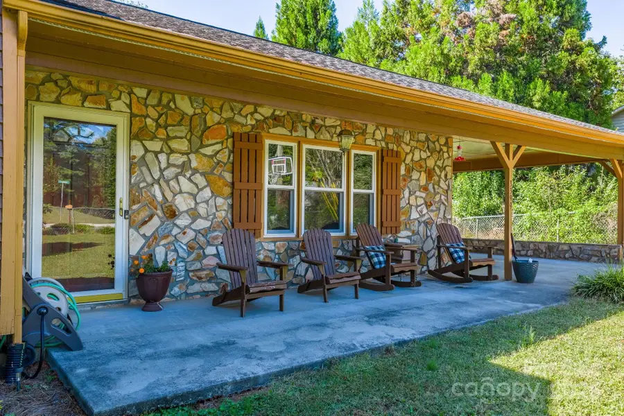 3399 Harvard Place, Hudson, NC 28638 - Image #3