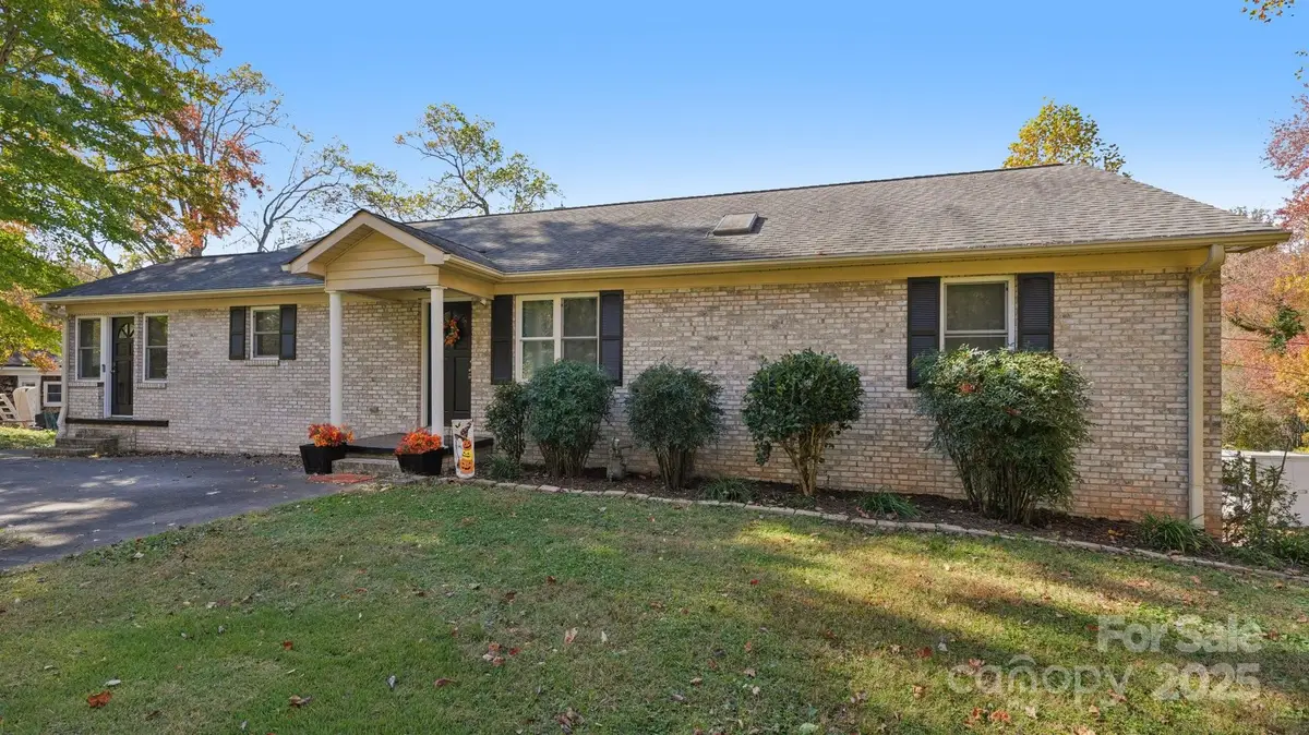 1608 Sharon Road, Winston Salem, NC 27103 - #1