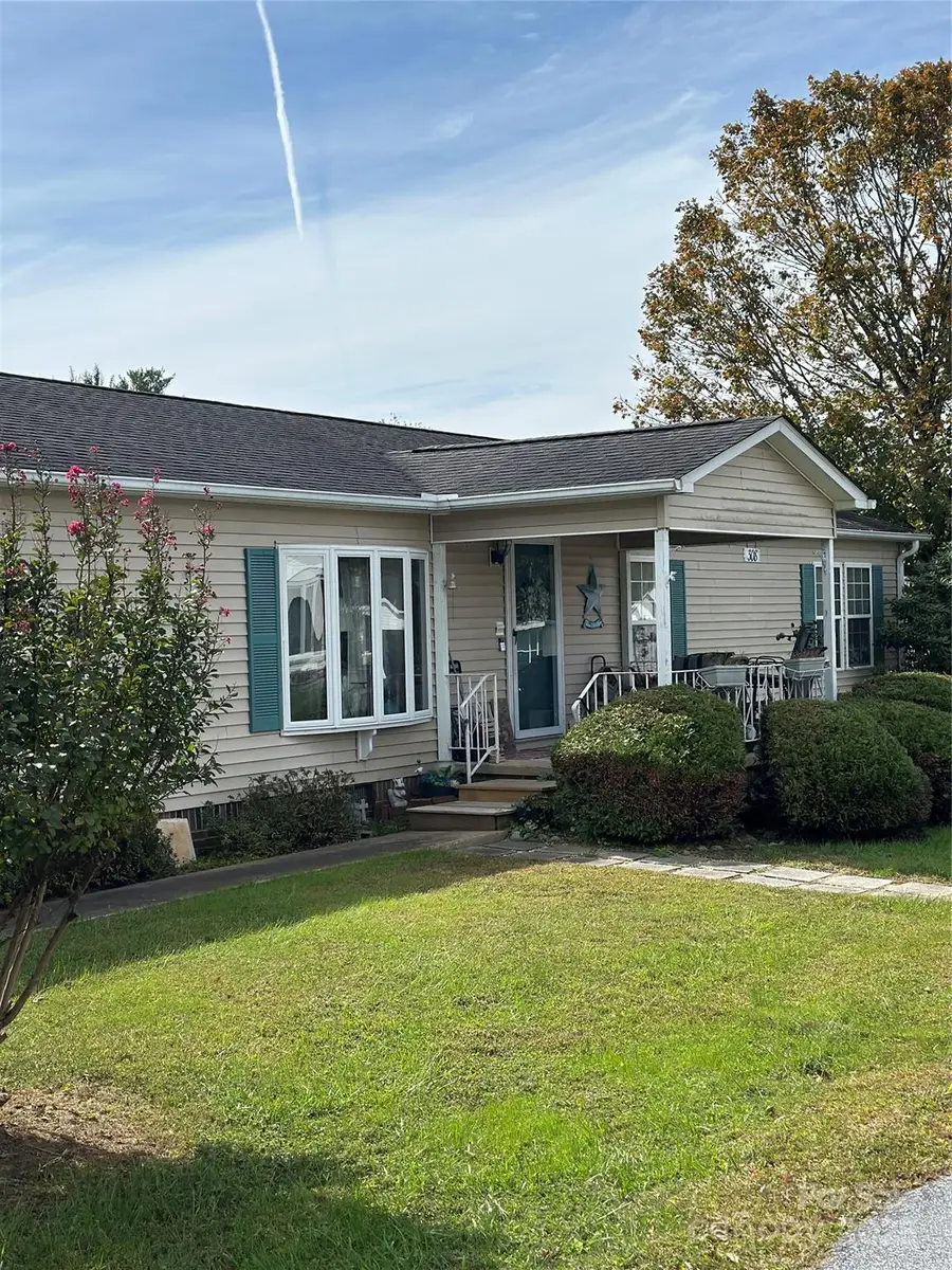 308 Riverwind Drive, Hendersonville, NC 28739 - Image #2