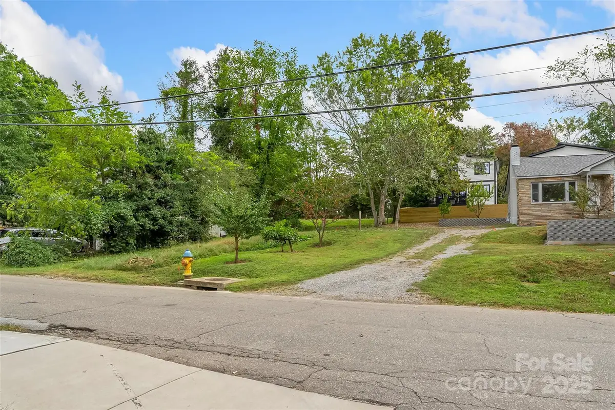 20 Merchant Street, Asheville, NC 28803 - Image #1