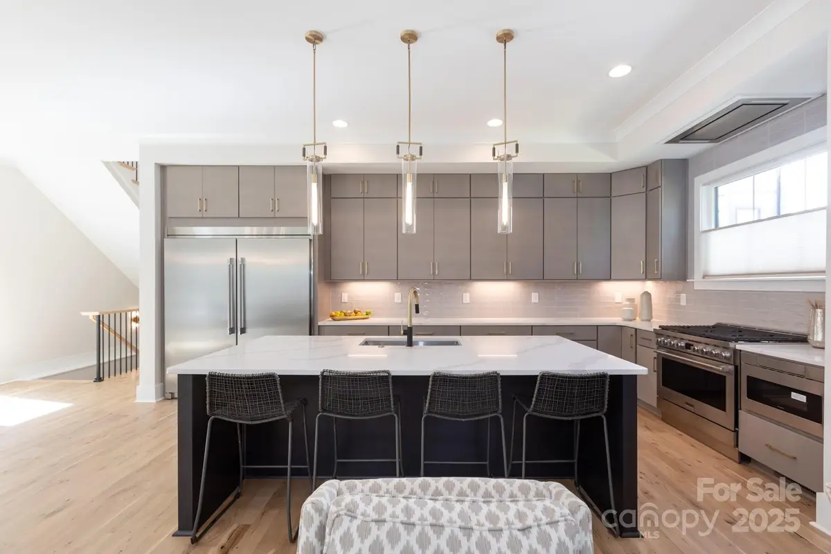 4325 Raney Way, Charlotte, NC 28205 - Image #1