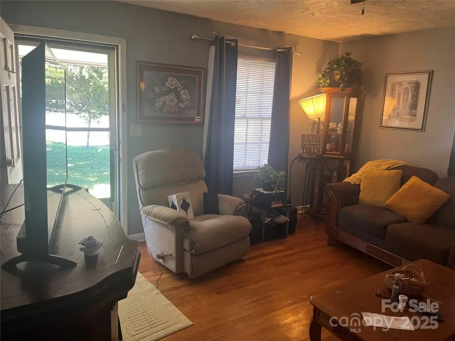 512 Produce Market Road, Laurinburg, NC 28352 - Image #3