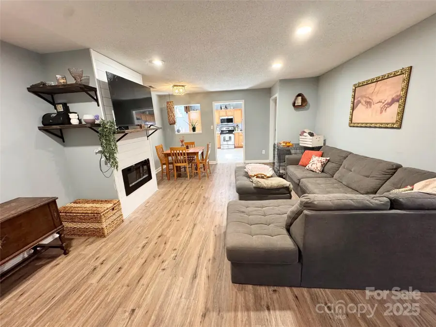 6127 Old Plank Road, Winston Salem, NC 27106 - Image #3