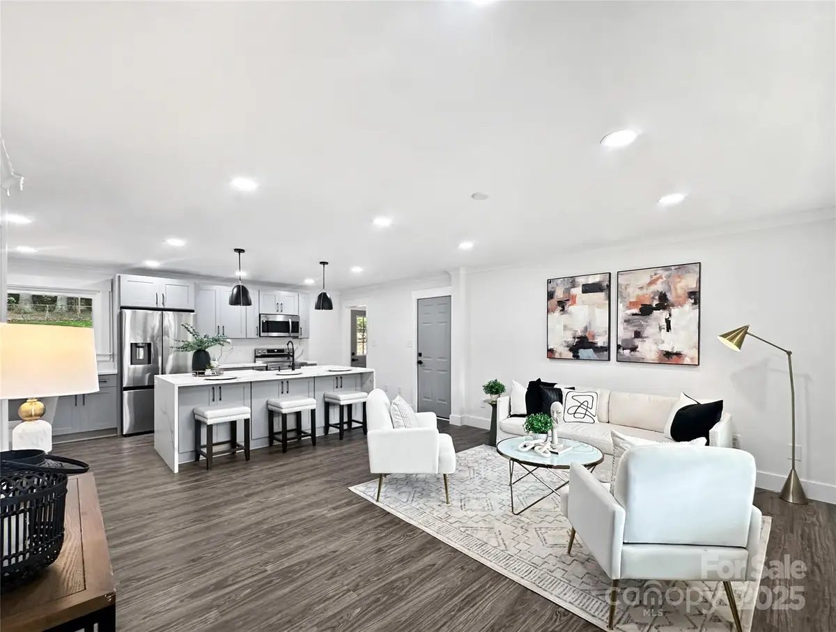 1110 W Edgemont Drive, Lancaster, SC 29720 - Image #1