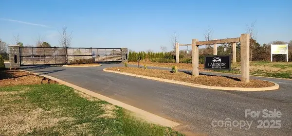 2478 Jumping Run #52, Connelly Springs, NC 28612