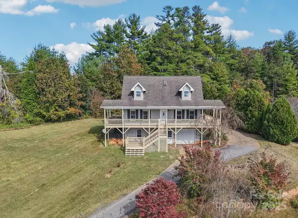 136 Ridge Brook Drive, Weaverville, NC 28787