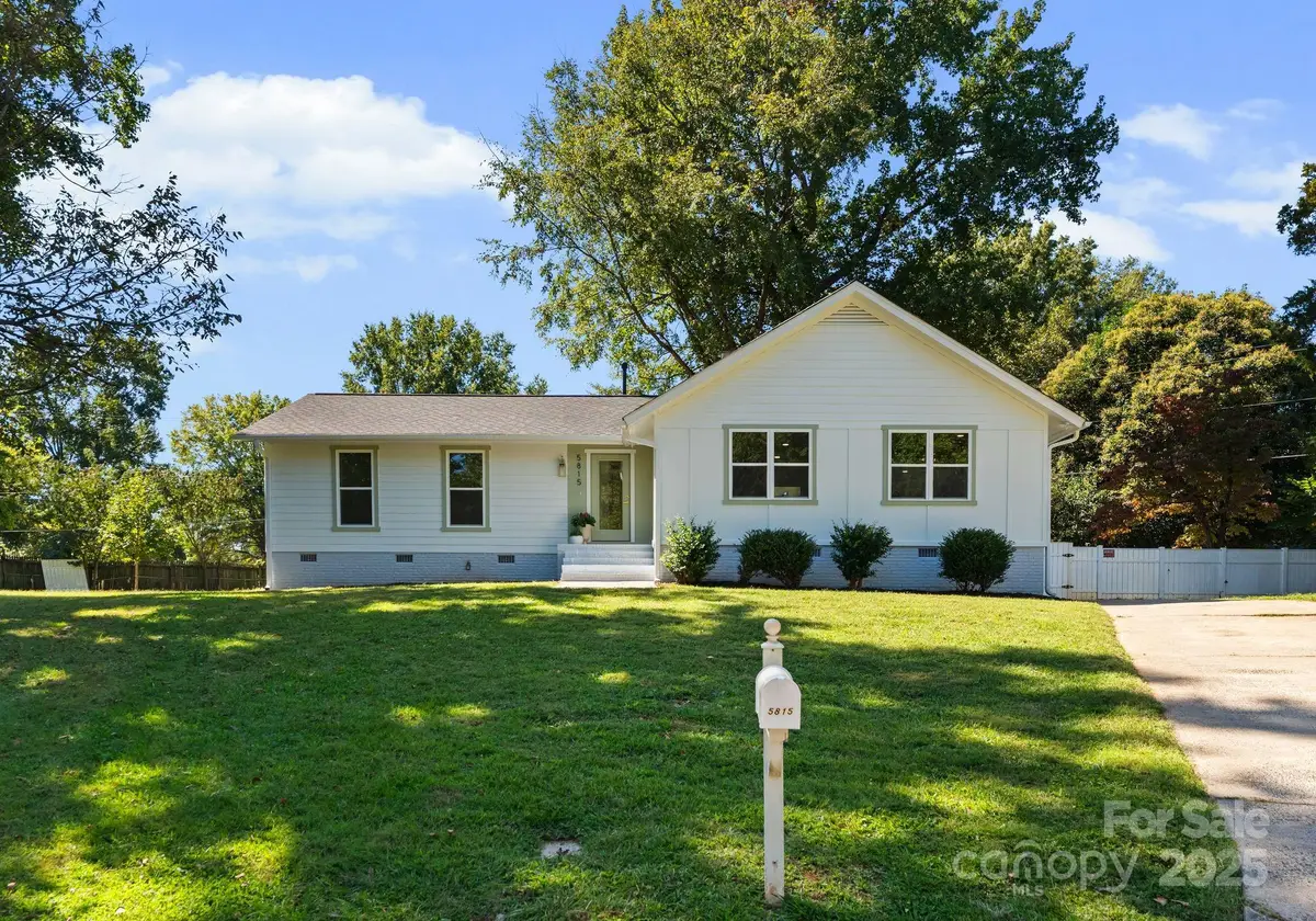 5815 Katrine Court, Charlotte, NC 28208 - Image #1