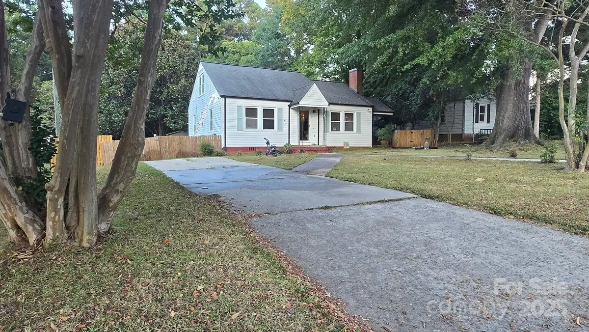 642 Forest Street Nw, Concord, NC 28025 - Image #1