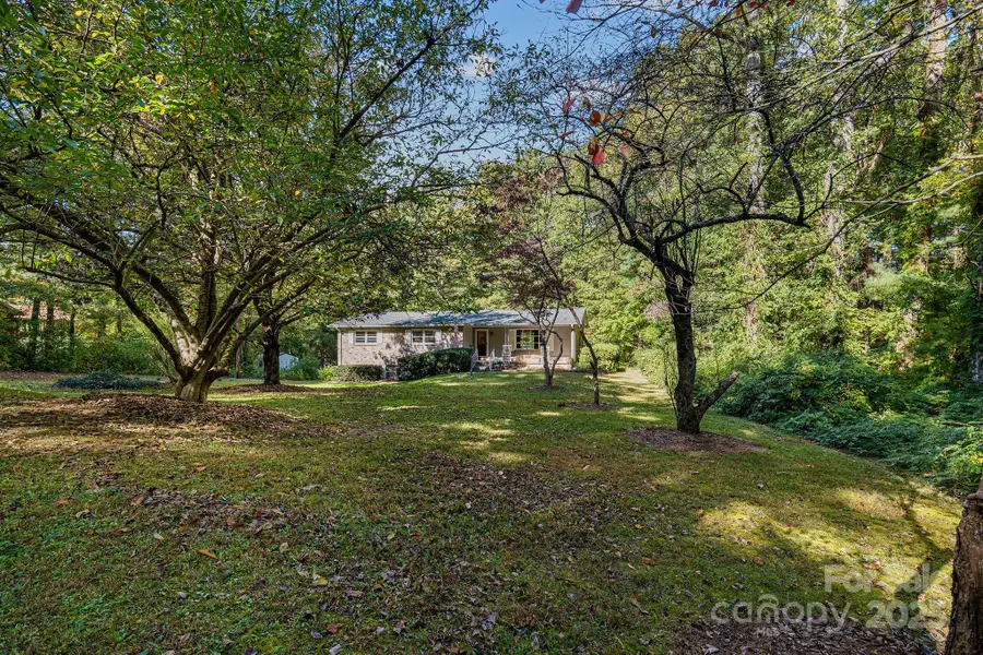 3214 Debbie Drive, Hendersonville, NC 28791 - Image #3