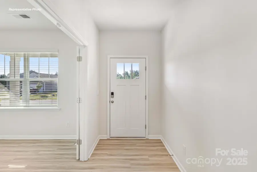 522 Dazzle Loop, Newton, NC 28658 - Image #2