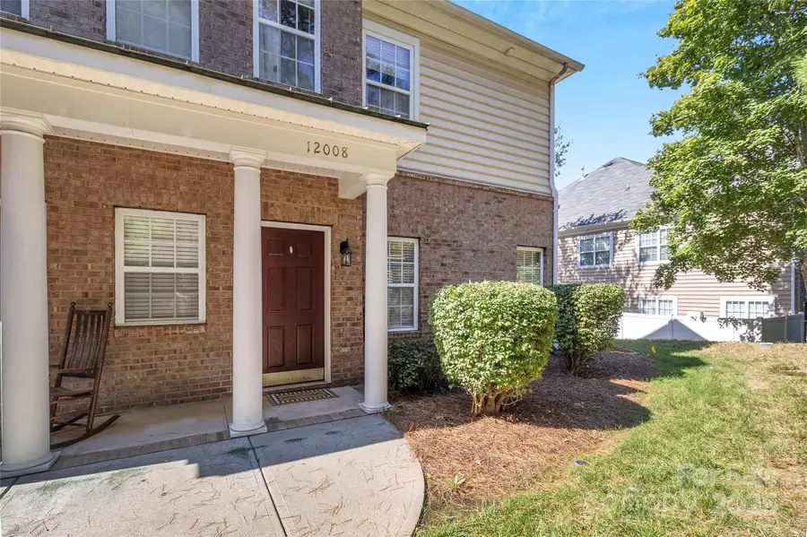 12008 Bordeaux Street, Charlotte, NC 28277 - Image #2