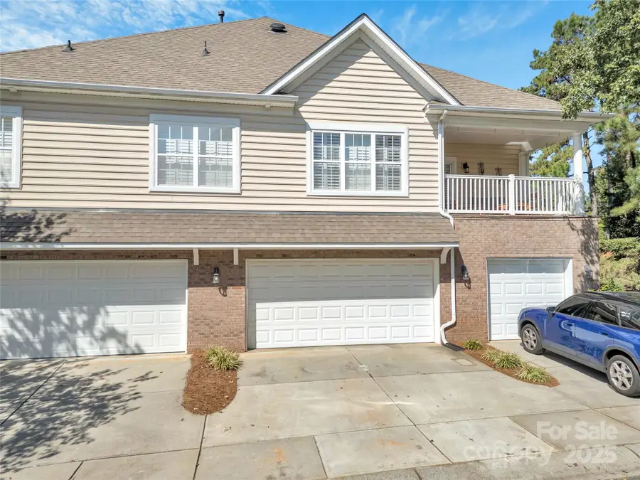 12008 Bordeaux Street, Charlotte, NC 28277 - Image #3